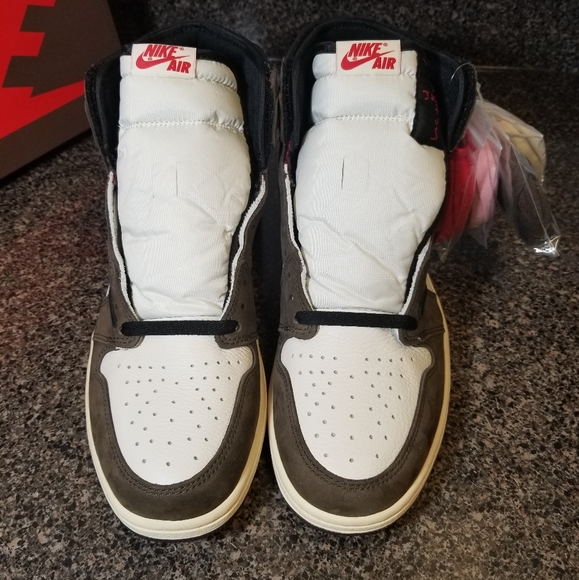 Nike Air Jordan 1 Travis Scott Retro OG CD4487 100 - Picture 3 of 8